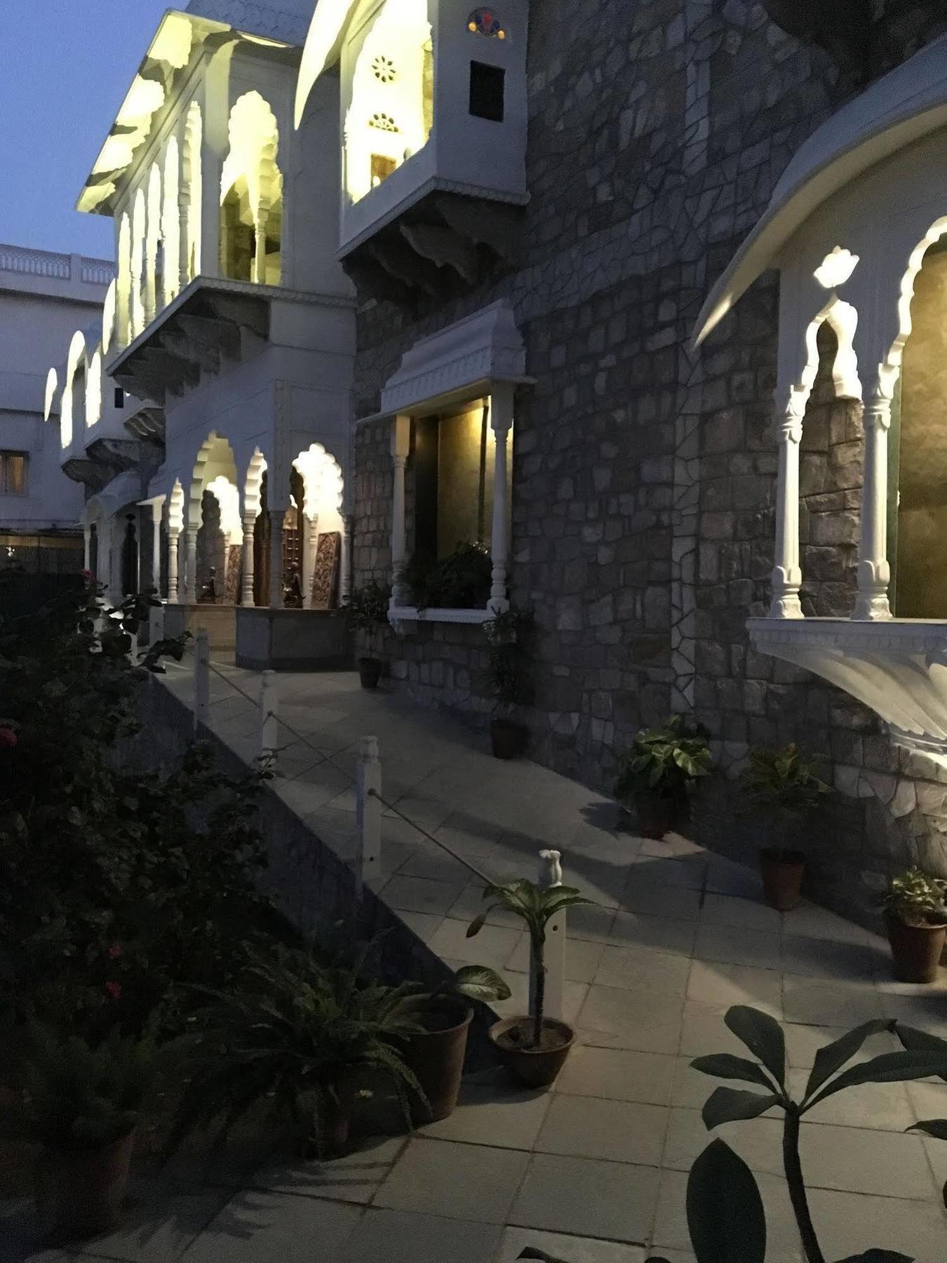 Hotel Rajasthan Palace Jaipur Exterior photo